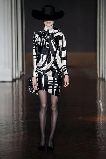 Christian Lacroix Fall 2009 Haute Couture