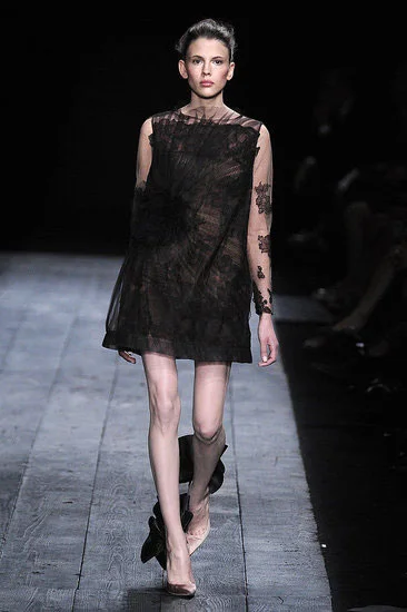 Valentino Fall 2009 Haute Couture