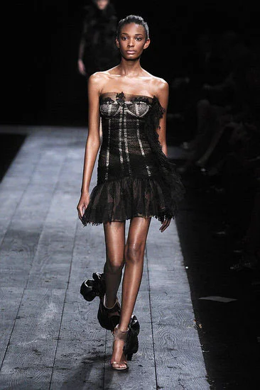 Valentino Fall 2009 Haute Couture