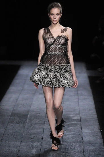Valentino Fall 2009 Haute Couture