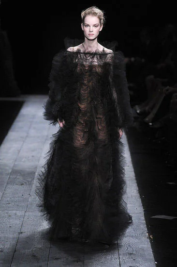 Valentino Fall 2009 Haute Couture